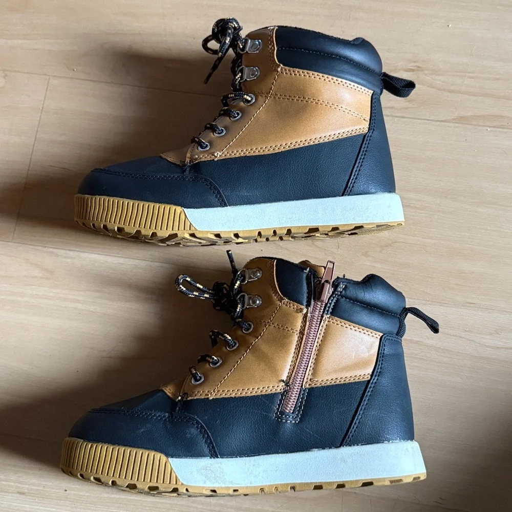 BOYS NWOT -5°F TEMPERATURE RATED WINTER SNOW BOOTS UNISEX LACE UP NAVY SIZE 2